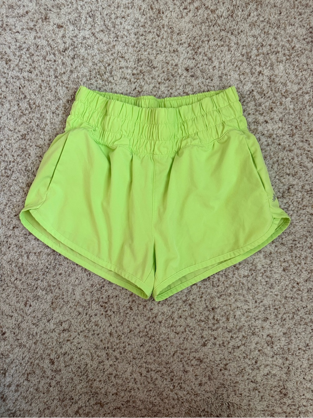 Girls Athleta Run Free 2.5 Shorts - Size M